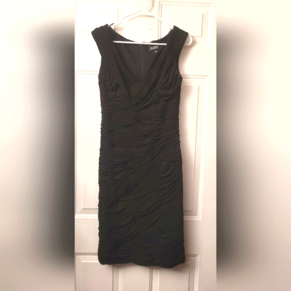 Adrianna Papell Black Ruched Sheath Midi Dress